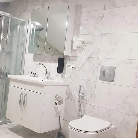 Apart-hotel Guest Konaklar *