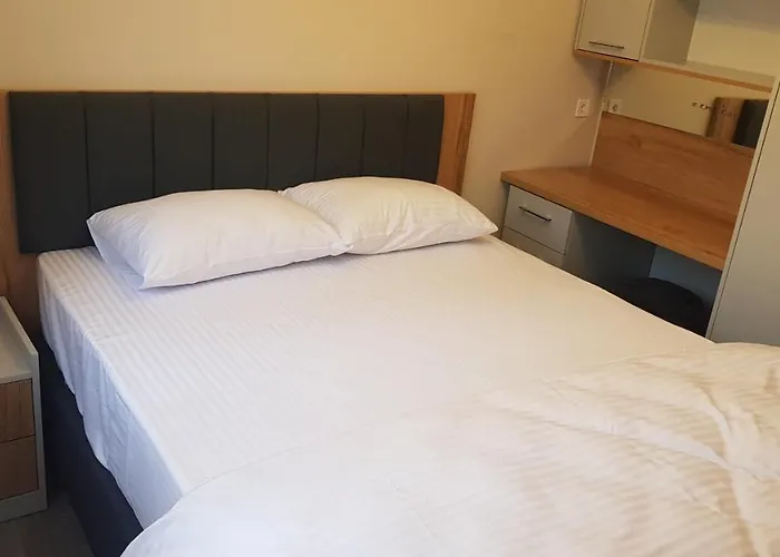 Aparthotel Guest Konaklar *